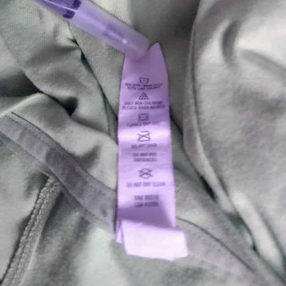 Under Armour HeatGear Womens Top Size Small Neon Yellow  Semi Fitted - Picture 6 of 6